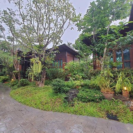 Ban Chong Phli Areeya Phubeach Resort Wooden House מראה חיצוני תמונה
