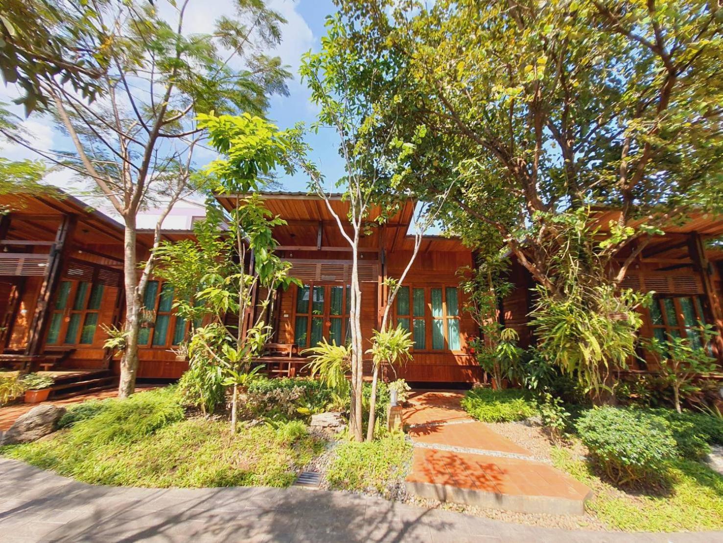 Ban Chong Phli Areeya Phubeach Resort Wooden House מראה חיצוני תמונה